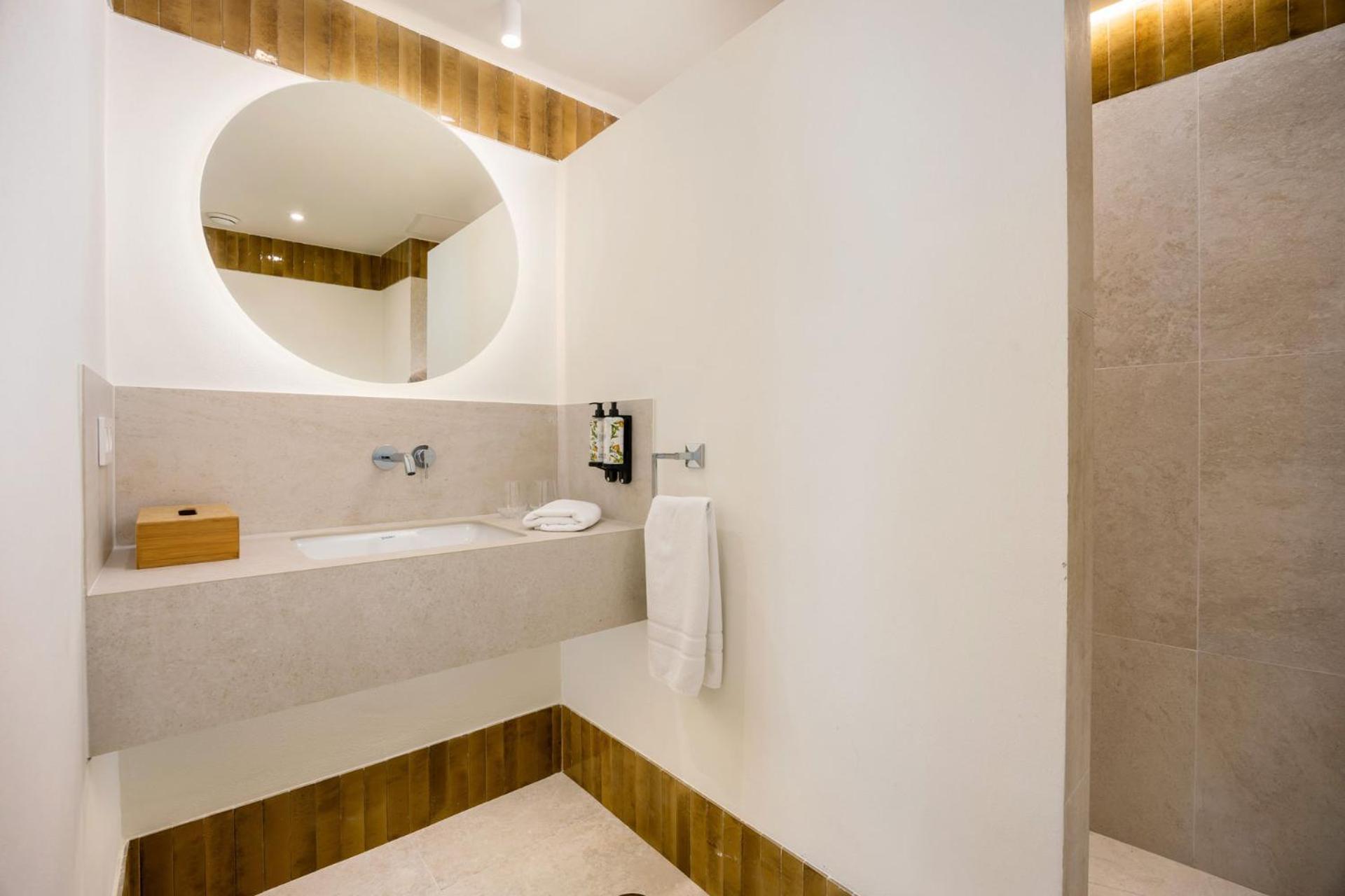 Aristoy Hotel Tarifa Exterior photo